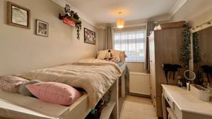 Photo 19- click for photo gallery